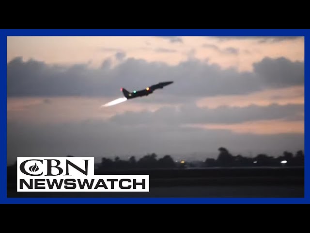 ⁣Israel Plans Massive Strike After Hezbollah Attacks | CBN NewsWatch September 23, 2024