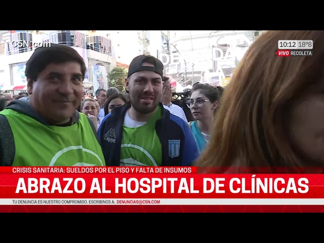 TRABAJADORES hacen un ABRAZO SIMBÓLICO al HOSPITAL de CLÍNICAS