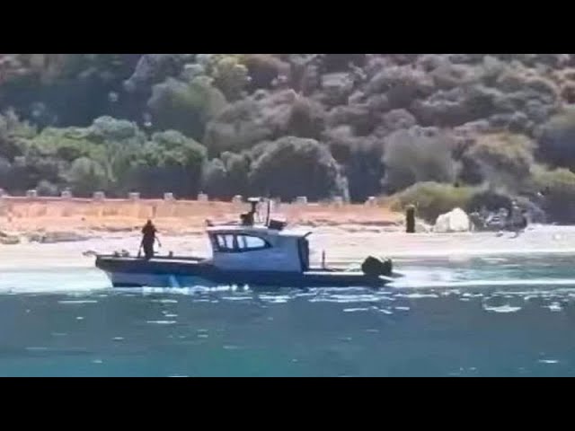 ⁣Greek coast guard violates Turkish waters pursuing migrant boat