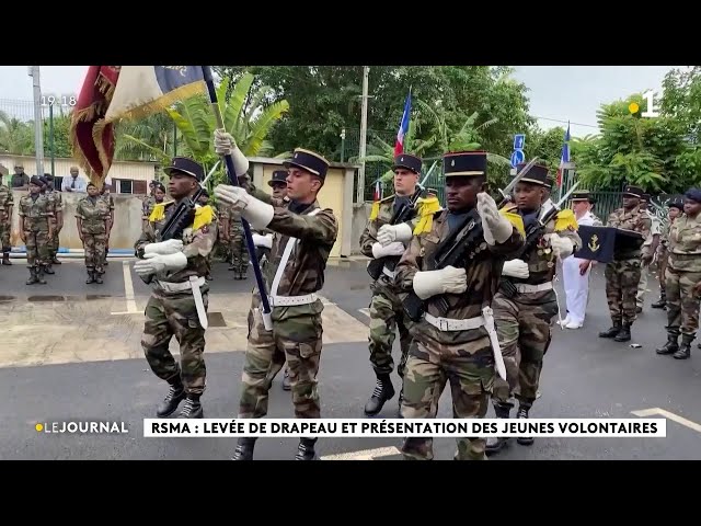 ⁣RSMA : levée de drapeau et présentation des jeunes volontaires