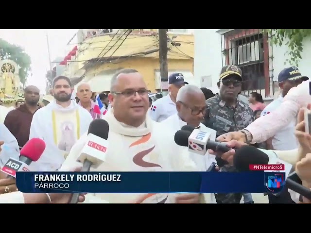 ⁣Iglesia Católica realiza su tradicional procesión por la Virgen de Las Mercedes