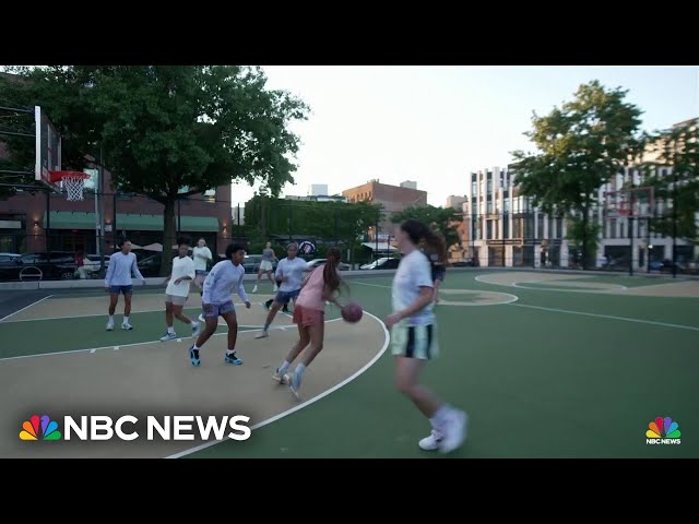 ⁣Surge in women's basketball extends to neighborhood pickup games