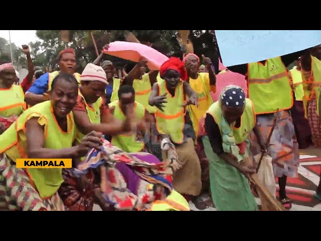 ⁣KAMPALA WORKERS CELEBRATE KISAKA'S REMOVAL