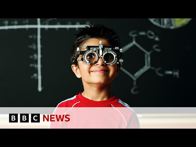 ⁣One in three children short-sighted, study suggests | BBC News