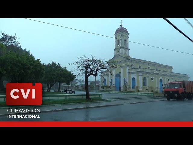 ⁣Lluvias asociadas al huracán Helene afectan zona occidental de Cuba