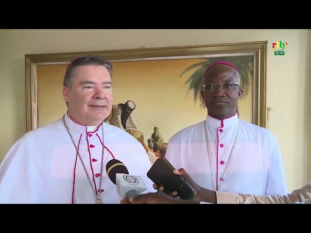 ⁣Actualités AES- Niger:le Nonce apostolique, Mgr M. Grotty a présenté ses civilités au PM nigérien