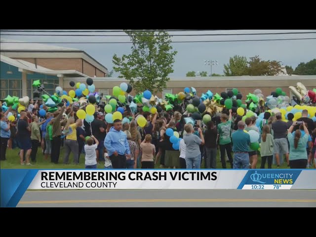 ⁣Community remembers Burns High School students killed in crash