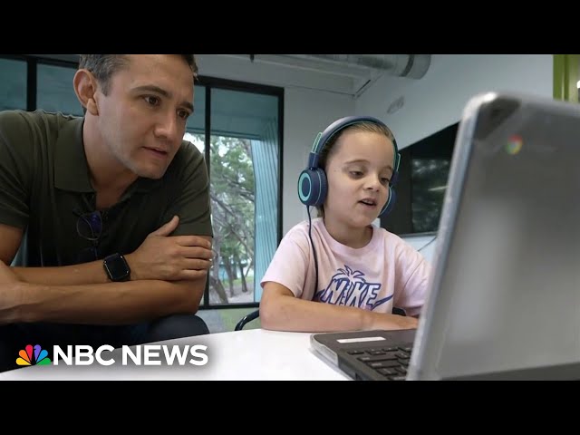 ⁣This Texas private school teaches students through AI