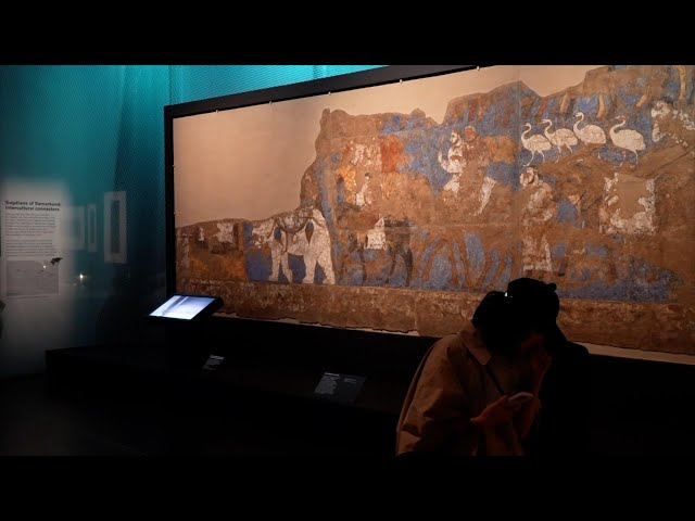 ⁣British Museum unveils Silk Roads exhibition