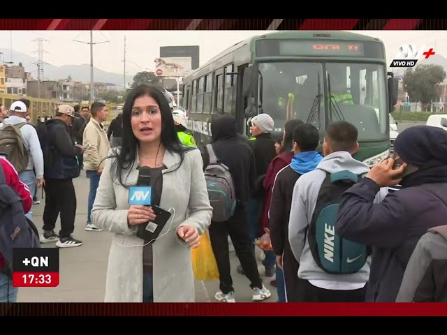 ⁣PNP apoya con buses para traslado de pasajeros en Puente Nuevo y Panamericana Norte