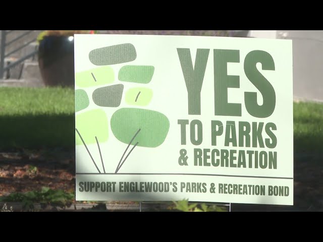 ⁣Englewood residents asked to return signs to city after possible violation of state law