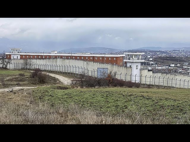 ⁣Danish justice minister visits Kosovo prison set to receive 300 inmates from Denmark