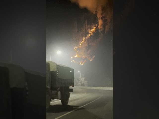 ⁣Latin America Now: Wildfires surround Ecuador's capital