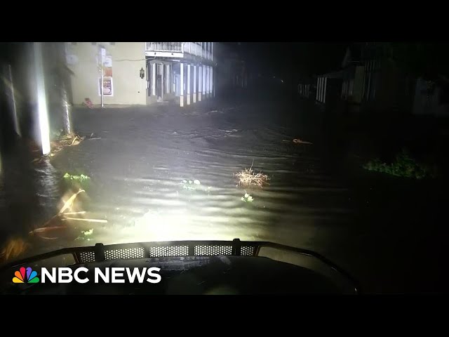 ⁣Hurricane Helene damage seen on streets of Cedar Key, Florida