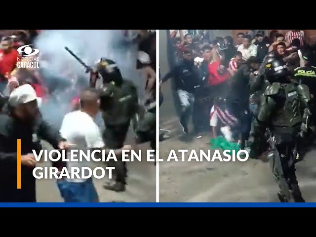 ⁣Batalla campal entre hinchas de Nacional y Junior en Atanasio Girardot dejó al menos 21 heridos