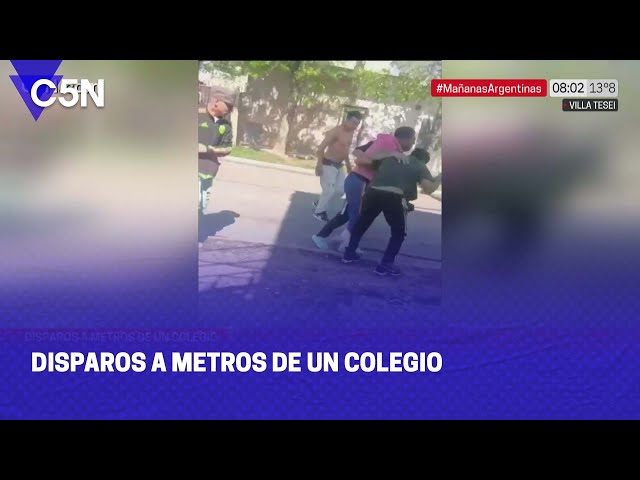 ⁣ENFRENTAMIENTO NARCO a METROS de un COLEGIO