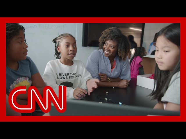 This MIT grad found a big, bold, and fun way to get girls of color working in STEM