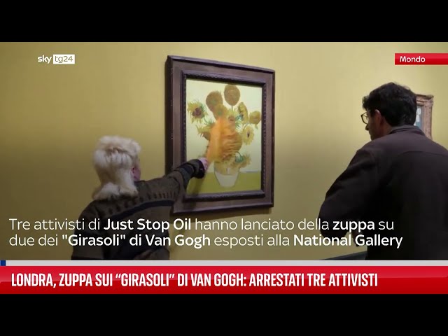 ⁣Londra, zuppa su Girasoli di Van Gogh: arrestati 3 attivisti