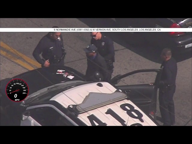 ⁣Live: Officers chase driver in South LA area