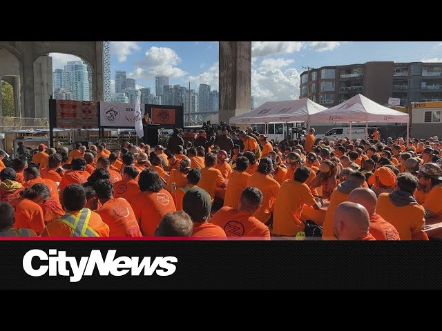 ⁣Residential school survivors honoured in Vancouver