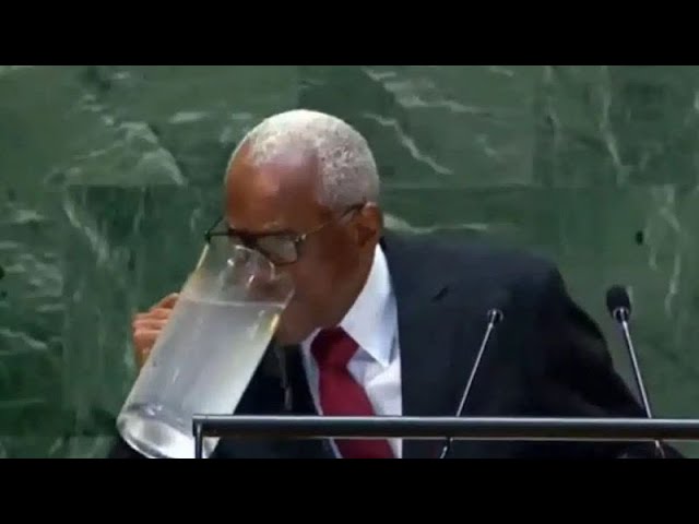 ⁣VÍDEO: El representante de Haití protagoniza un divertido momento en la ONU con una jarra de agua