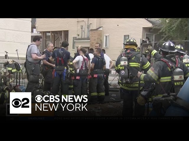 Synagogue construction fire in Ramapo traps workers on roof