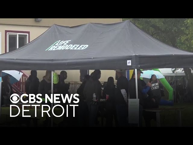 ⁣Volunteers celebrate after 6-day effort in Detroit's Denby neighborhood