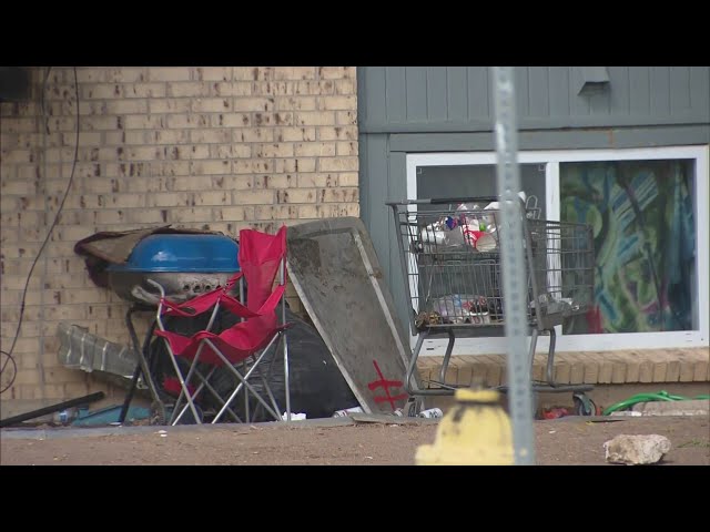 ⁣Event highlights "unlivable" conditions at Aurora apartments at center of gang reports