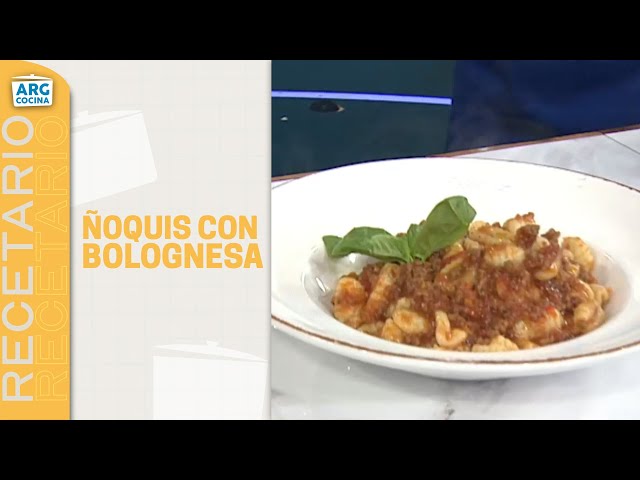 ⁣La RECETA de ÑOQUIS de PAPA con SALSA BOLOGNESA de JUAN BRACELI y JUANI FERRARA