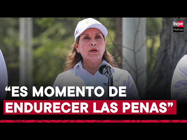 ⁣Presidenta Dina Boluarte entregó 120 patrulleros a las comisarías de la región de Piura