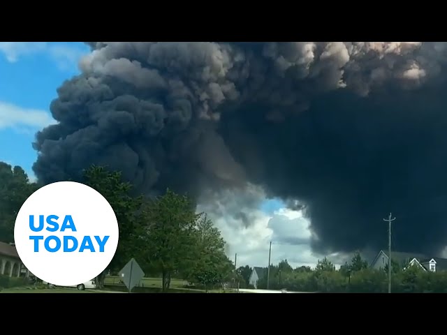 ⁣Atlanta suburbs evacuated after chemical plant fire | USA TODAY