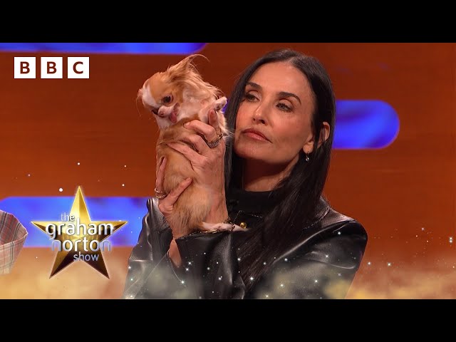 ⁣Demi Moore’s tiny pet dog | The Graham Norton Show - BBC