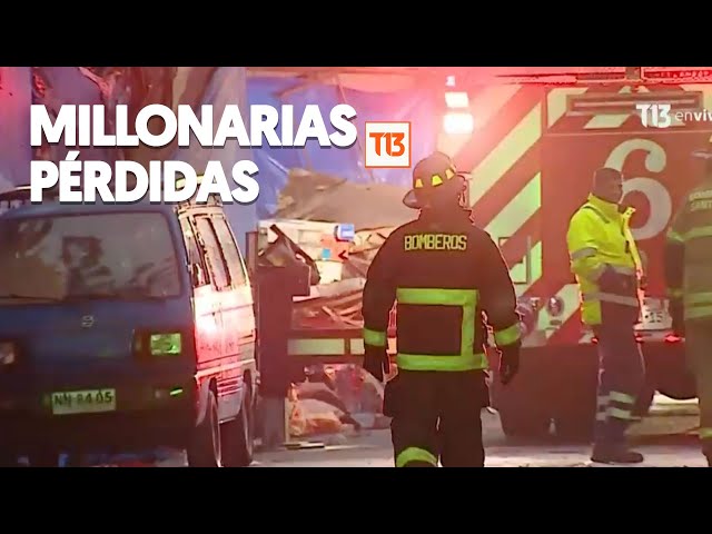 ⁣Así quedaron los locales de barrio Meiggs tras gigantesco incendio