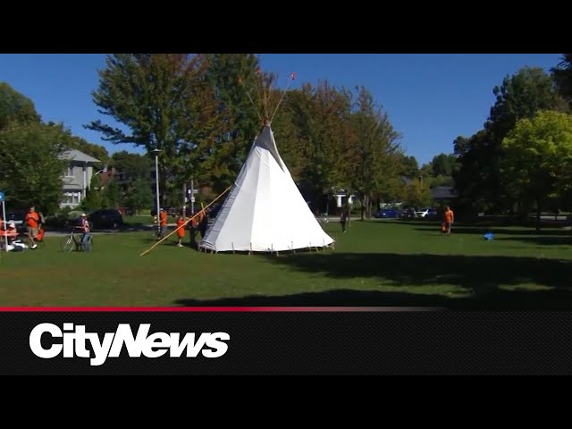 ⁣Thousands take part in events marking National Day for Truth and Reconciliation