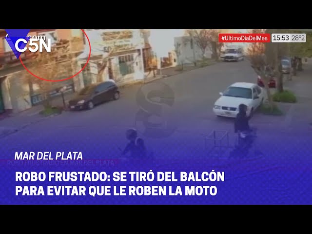 ⁣MAR DEL PLATA: se TIRÓ de un BALCÓN para evitar que le ROBEN la MOTO y se FRACTURÓ