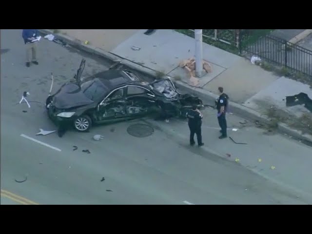 ⁣High-speed chase ends in fatal crash after robbery suspects flee Chicago police on South Side