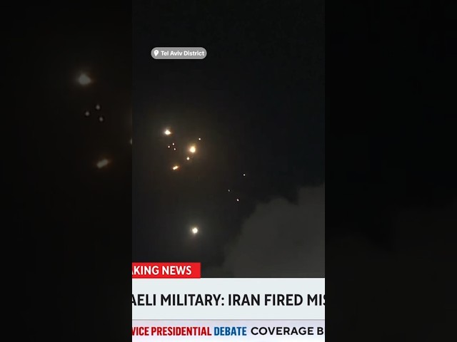 ⁣Israeli military says Iranian missiles fired at Tel Aviv #shorts