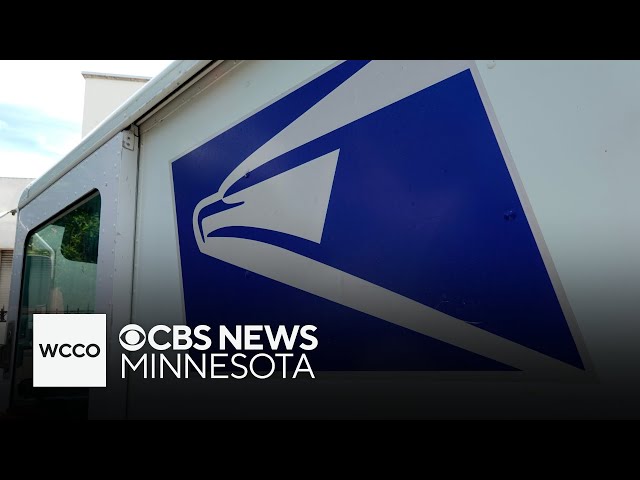 ⁣Rally in Eagan calls for better service from USPS