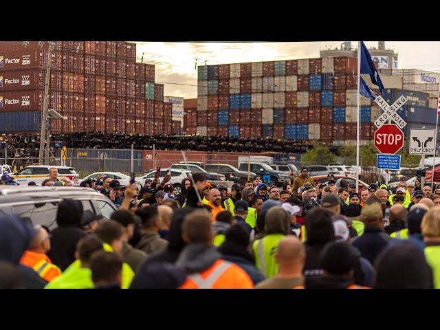 ⁣Port workers strike on both sides of the border in potentially crippling job action