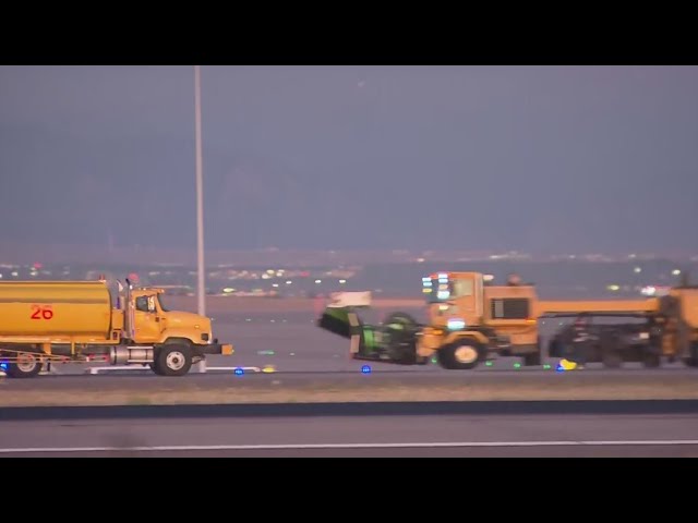 ⁣Denver International Airport begins preparing for snow