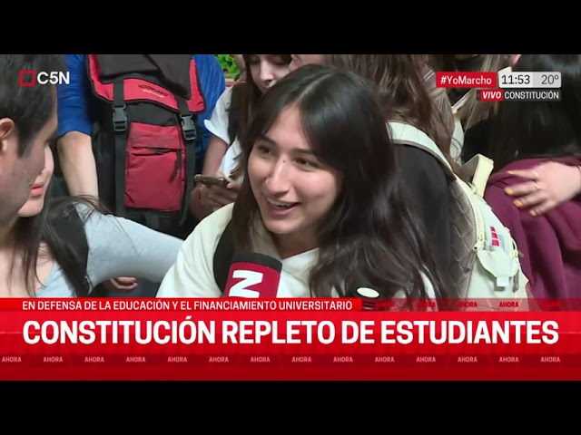 ⁣CONSTITUCIÓN REPLETA de ESTUDIANTES en DEFENSA de la UNIVERSIDAD PÚBLICA