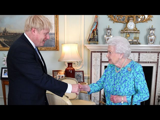 ⁣Boris Johnson claims in memoir Queen Elizabeth II had bone cancer