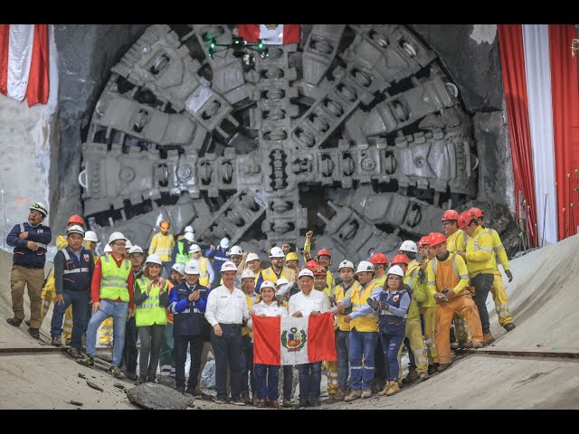 ⁣Presidenta Boluarte sobre la tuneladora 'Delia': "Es un hito en la construcción"