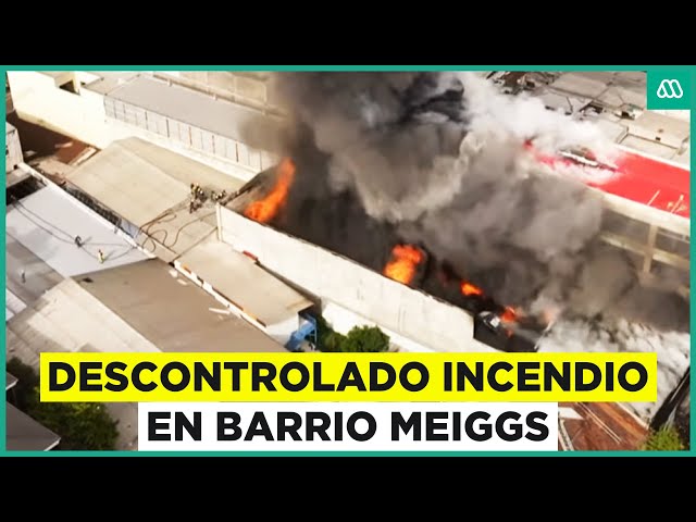 ⁣Peligro de explosión: El descontrolado incendio en barrio Meiggs