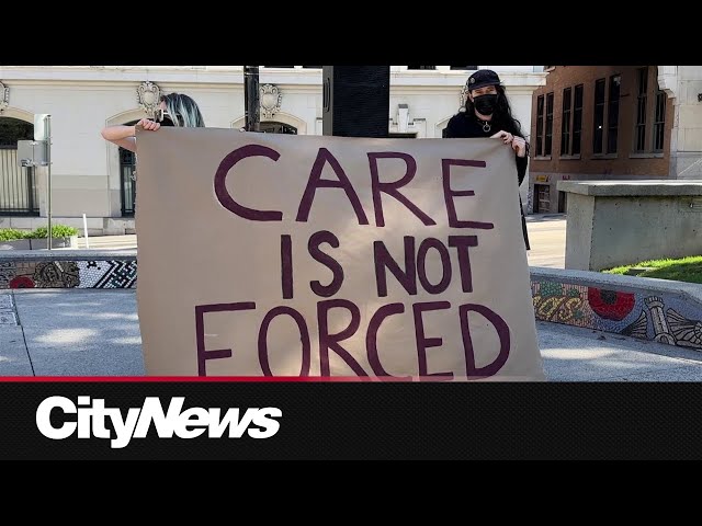 ⁣Community groups, advocates rally in Vancouver against proposed involuntary care