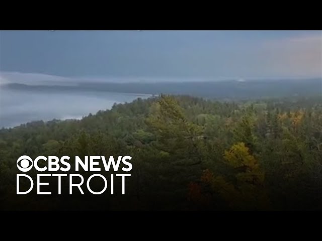 ⁣Fall foliage season kicking off in northern Michigan