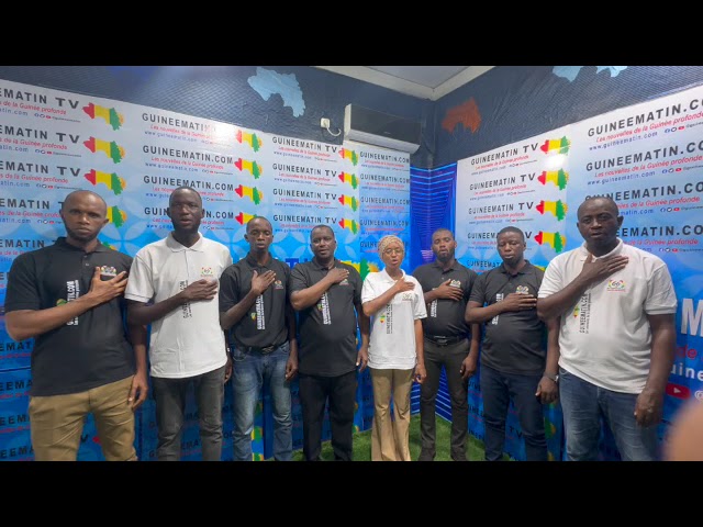 ⁣Fête du 2 octobre 2024: suivez l'hymne national de Guinée avec les journalistes de Guineematin