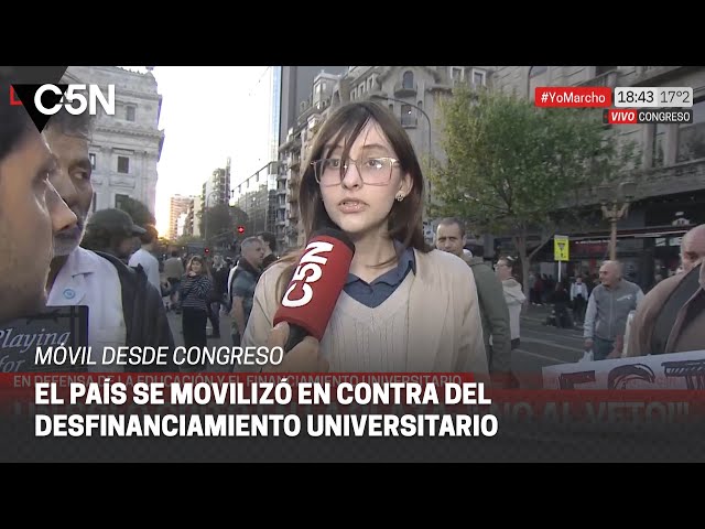 ⁣Comenzó la DESCONCENTRACIÓN de la MARCHA UNIVERSITARIA contra el VETO de MILEI