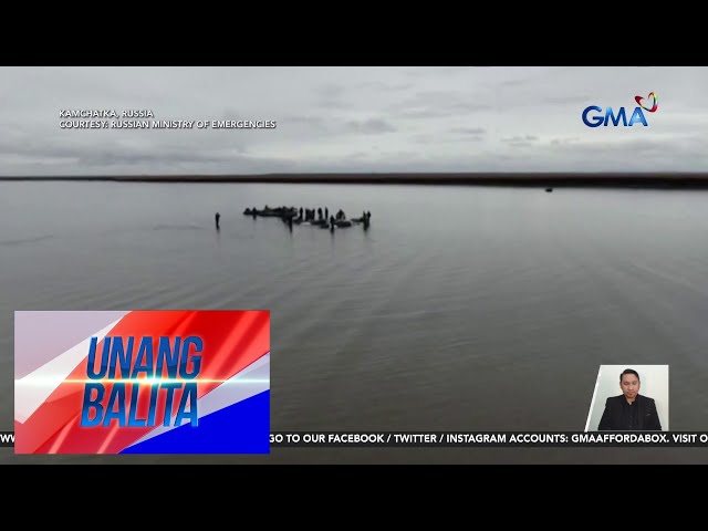 ⁣4 na killer whale na napadpad sa mababang bahagi ng dagat, nailigtas | Unang Balita