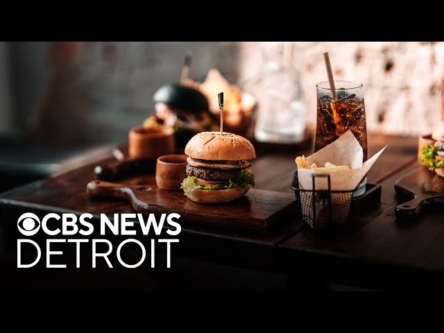 ⁣Detroit implements new health ratings signs in Detroit restaurants